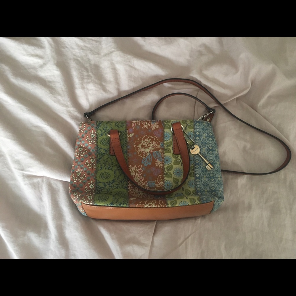 Fossil purse